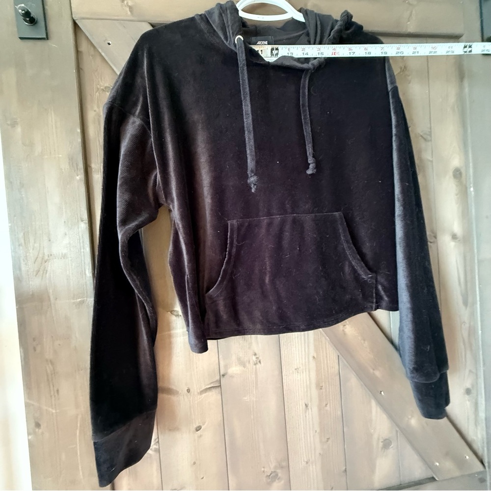 Ardene Black Velvet Short Pullover Sweater